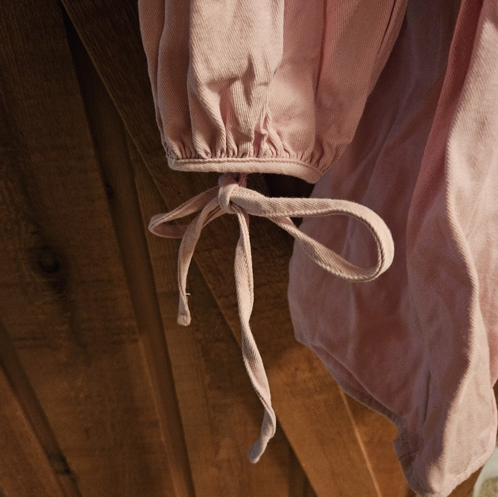 Pink Long-Sleeve Tiered Dress. Size MEDIUM - Picture 4 of 7